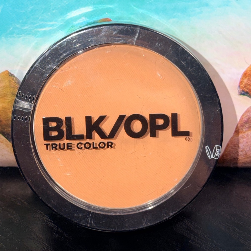 BLK/OPL Black Opal True Color Oil Absorbing Pressed Powder Queen Sugar 3071A New